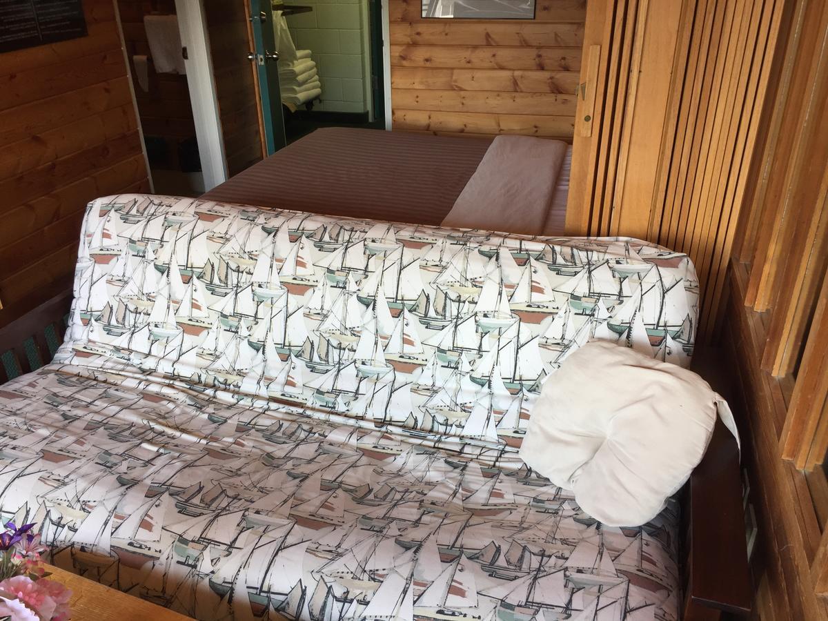 Falcon Lake Hotel Esterno foto